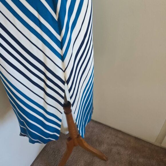 Jones New York Diagonal Stripe Silk 1 Shoulder Dress, Ivory/Blue, NWOT,S.10 - Picture 7 of 8